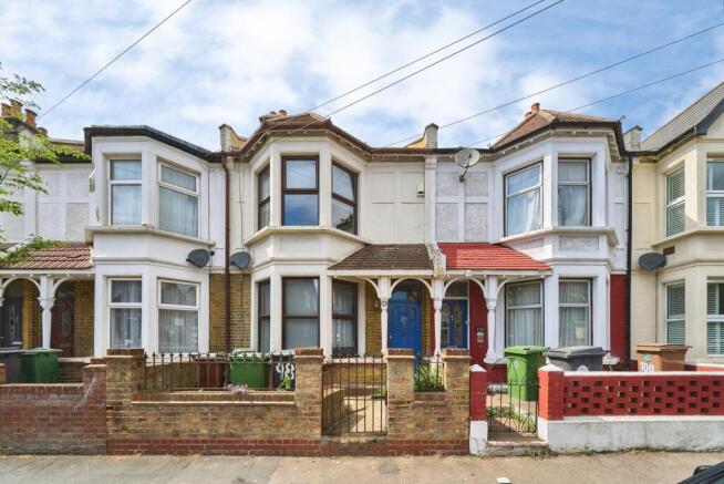 3 bed property, in Murchison Road, £700,000