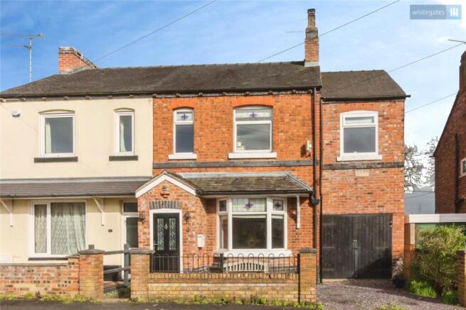4 bed property, in Holly Mount, £350,000