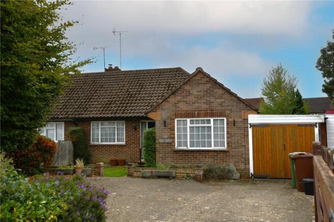 2 bed property, in Wentworth Way, £485,000