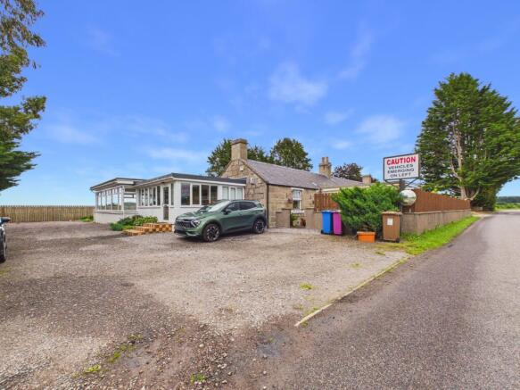 2 bed property, in Elizabethan, £350,000