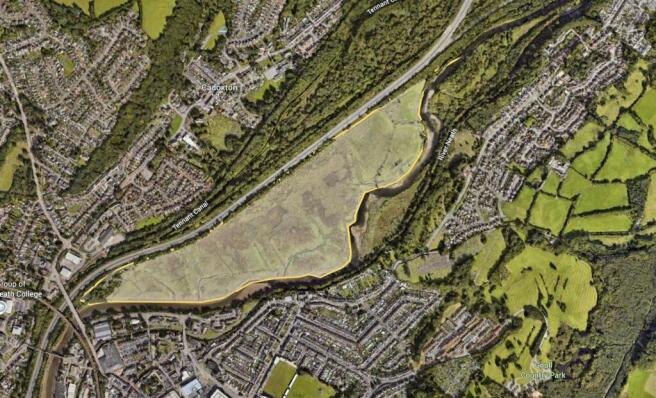 Land, in Riverside, £400,000