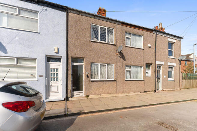 3 bed property, in William Street, £80,000