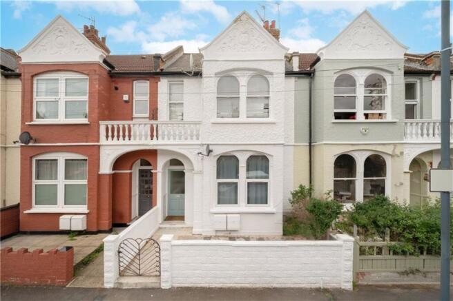 2 bed property, in Linacre Road, £490,000