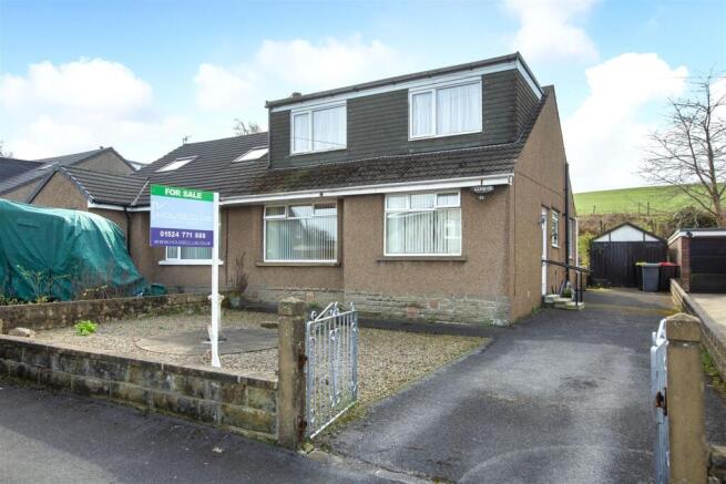 3 bed property, in St. Pauls Drive, £280,000