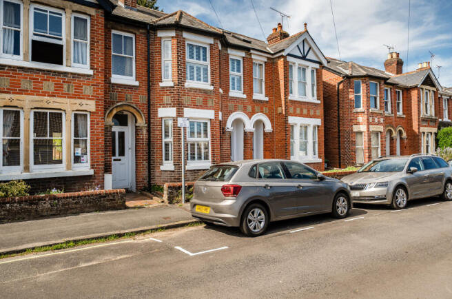 3 bed property, in Saxon Road, £625,000