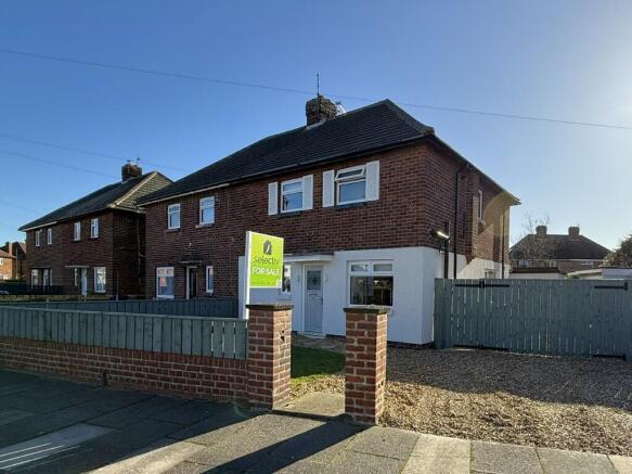 3 bed property, in Ontario Crescent, £180,000