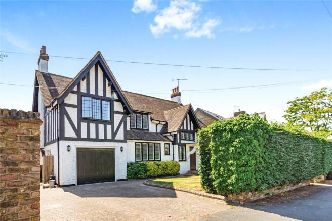 4 bed property, in Woodlands Road, £1,750,000