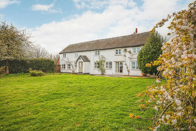 5 bed property, in Wyaston, £895,000