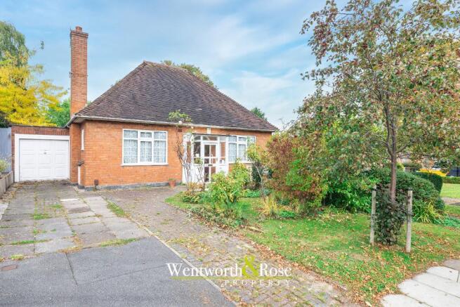 2 bed property, in Griffins Brook Lane, £365,000
