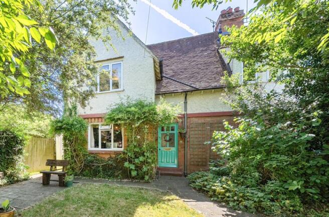 3 bed property, in Bordon Place, £400,000