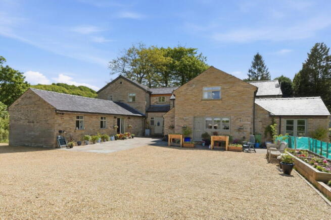 6 bed property, in The Old Stables, £1,200,000