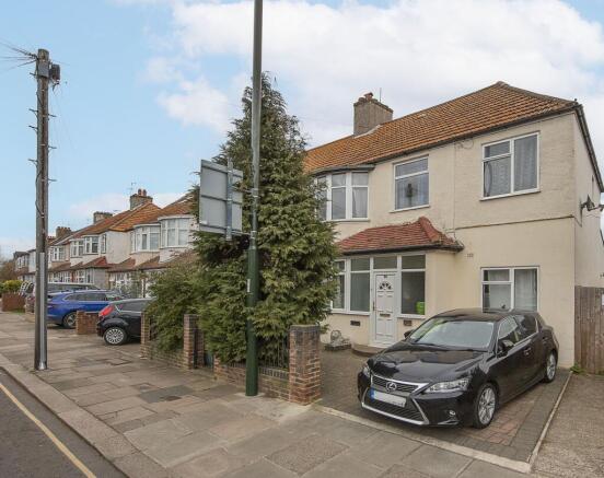 6 bed property, in Waldegrave Road, £1,195,000