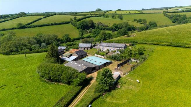 5 bed property, in West Anstey, £1,200,000