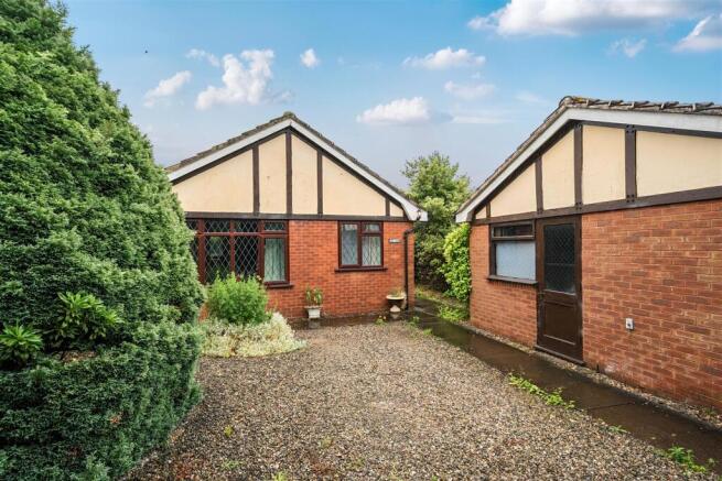 2 bed property, in Brynhafod Road, £235,000