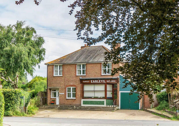 4 bed property, in Yapton Road, £650,000
