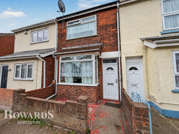 3 bed property, in Stafford Road, £140,000