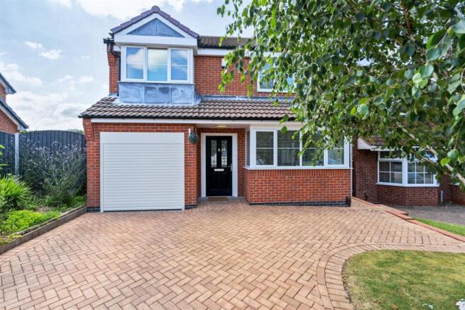 4 bed property, in Culverley Crescent, £550,000