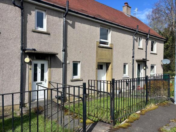 1 bed property, in Fairfield Gardens, £49,000