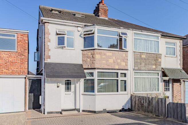 4 bed property, in Headley Road, £325,000
