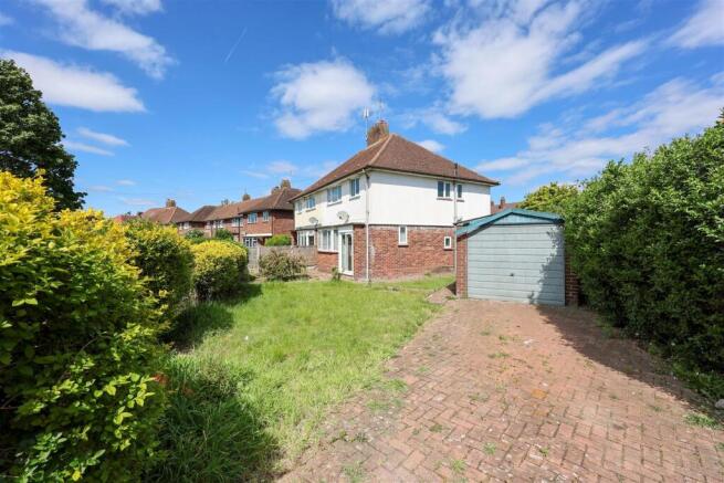 3 bed property, in Violet Avenue, £525,000