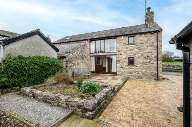 3 bed property, in Low Biggins, £650,000