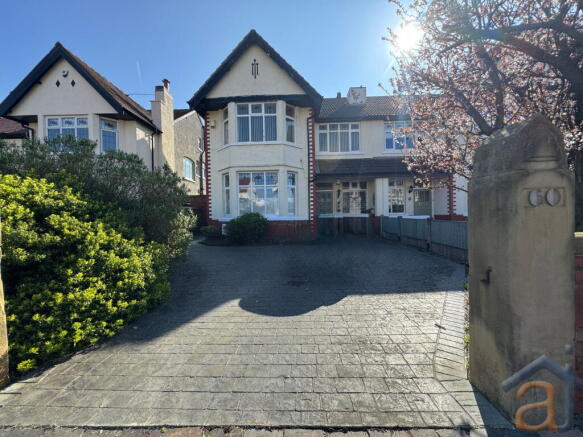 4 bed property, in Rawlinson Road, £165,000