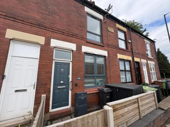 2 bed property, in Buxton Road, £145,000