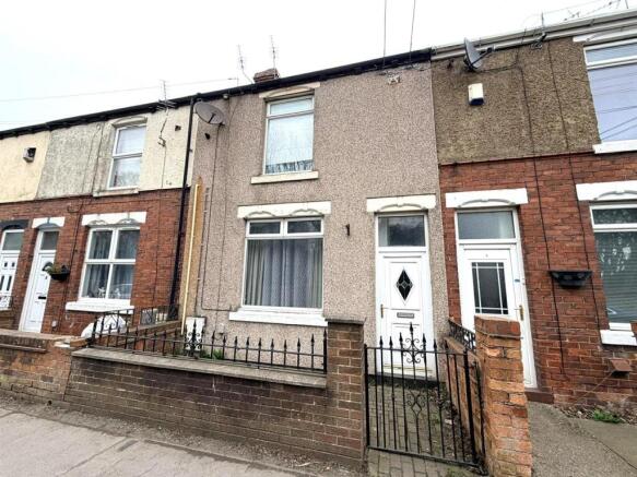 2 bed property, in Grange Terrace, £69,950