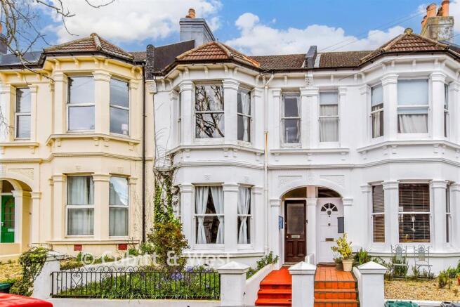 4 bed property, in Waldegrave Road, £750,000