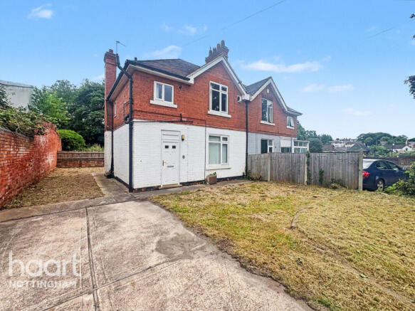 3 bed property, in Nuthall Road, £170,000