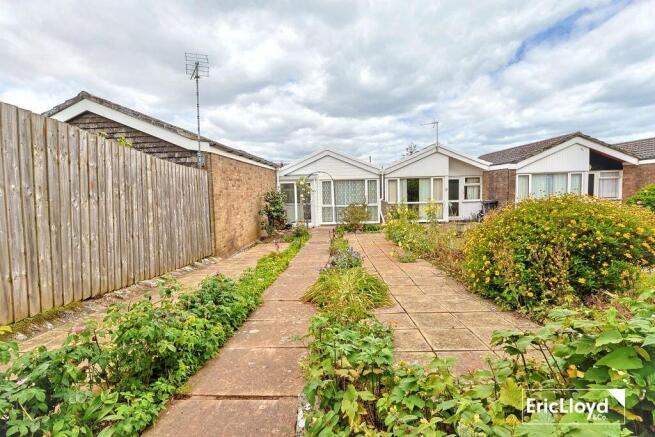 1 bed property, in Cumber Close, £139,950
