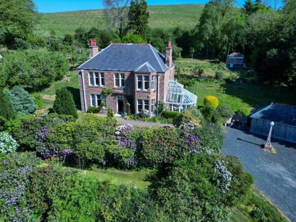 4 bed property, in Otford House, £550,000