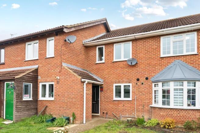 2 bed property, in Beechwood Avenue, £425,000