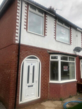 3 bed property, in Grange Park Avenue, £144,995