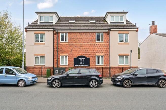 6 bed property, in Wortley Road, £675,000