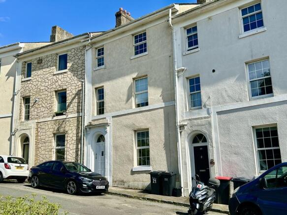 1 bed property, in Braddons Street, £99,950