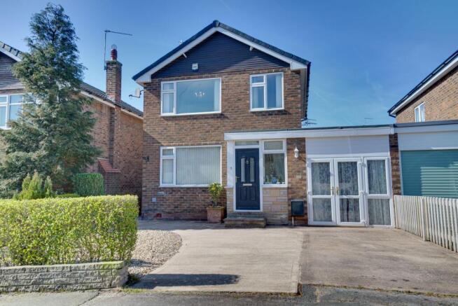 3 bed property, in Wharfedale Road, £335,000
