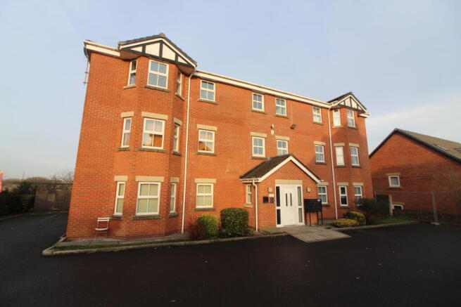 1 bed property, in Flat, £55,000