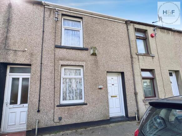 2 bed property, in Newton Street, £62,500