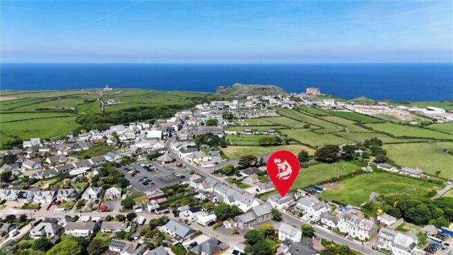 5 bed property, in Bossiney Road, £475,000