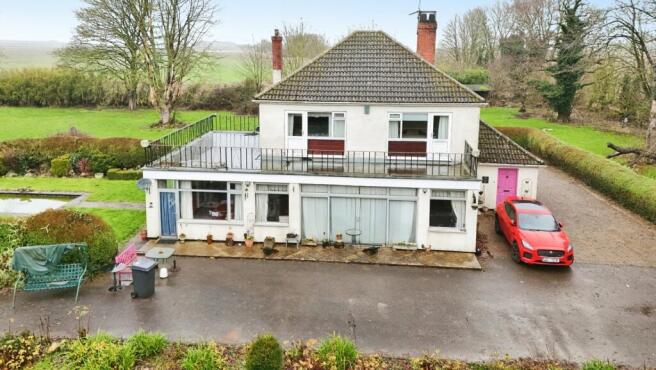 4 bed property, in East Heckington, £650,000