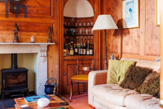 4 bed property, in 30 Sea Street, £425,000