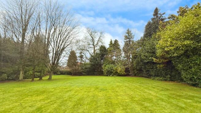 Land, in Kemp Road, £350,000