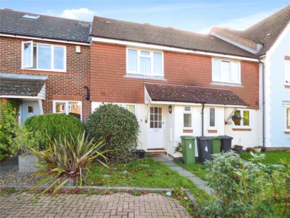 2 bed property, in The Bartletts, £320,000