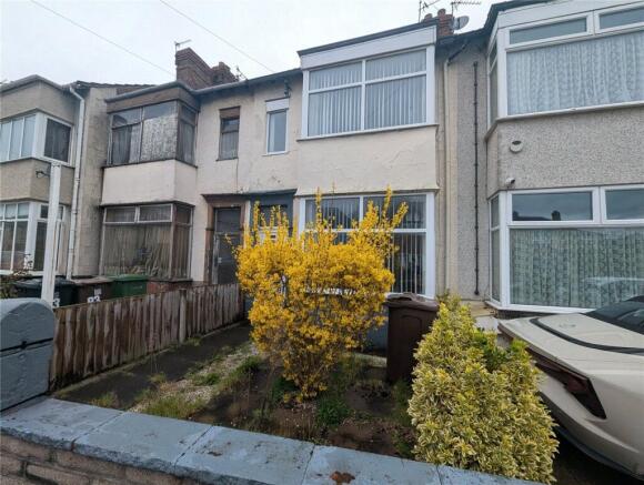 3 bed property, in Alexandra Road, £160,000