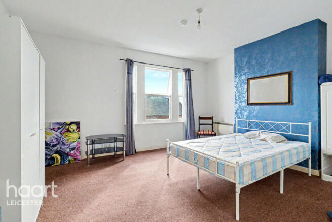 3 bed property, in Gotham Street, £325,000