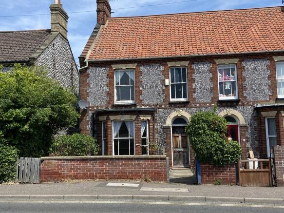 4 bed property, in Cromer Road, £220,000