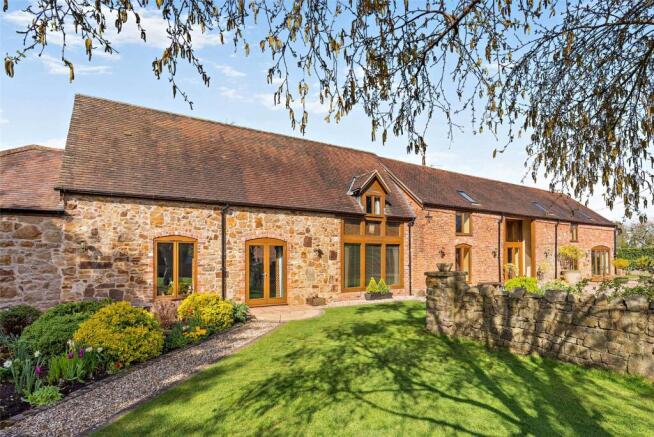 4 bed property, in Kenley Road, £1,395,000