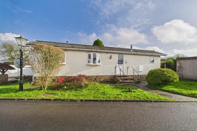 1 bed property, in Cudworth Park, £99,950