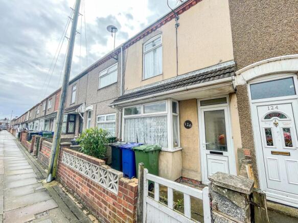 3 bed property, in Castle Street, £60,000